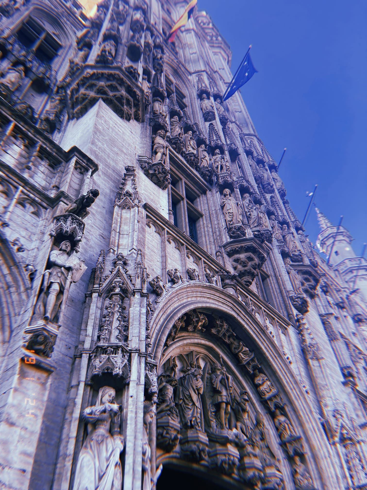 ブリュッセル市庁舎の装飾された壁面