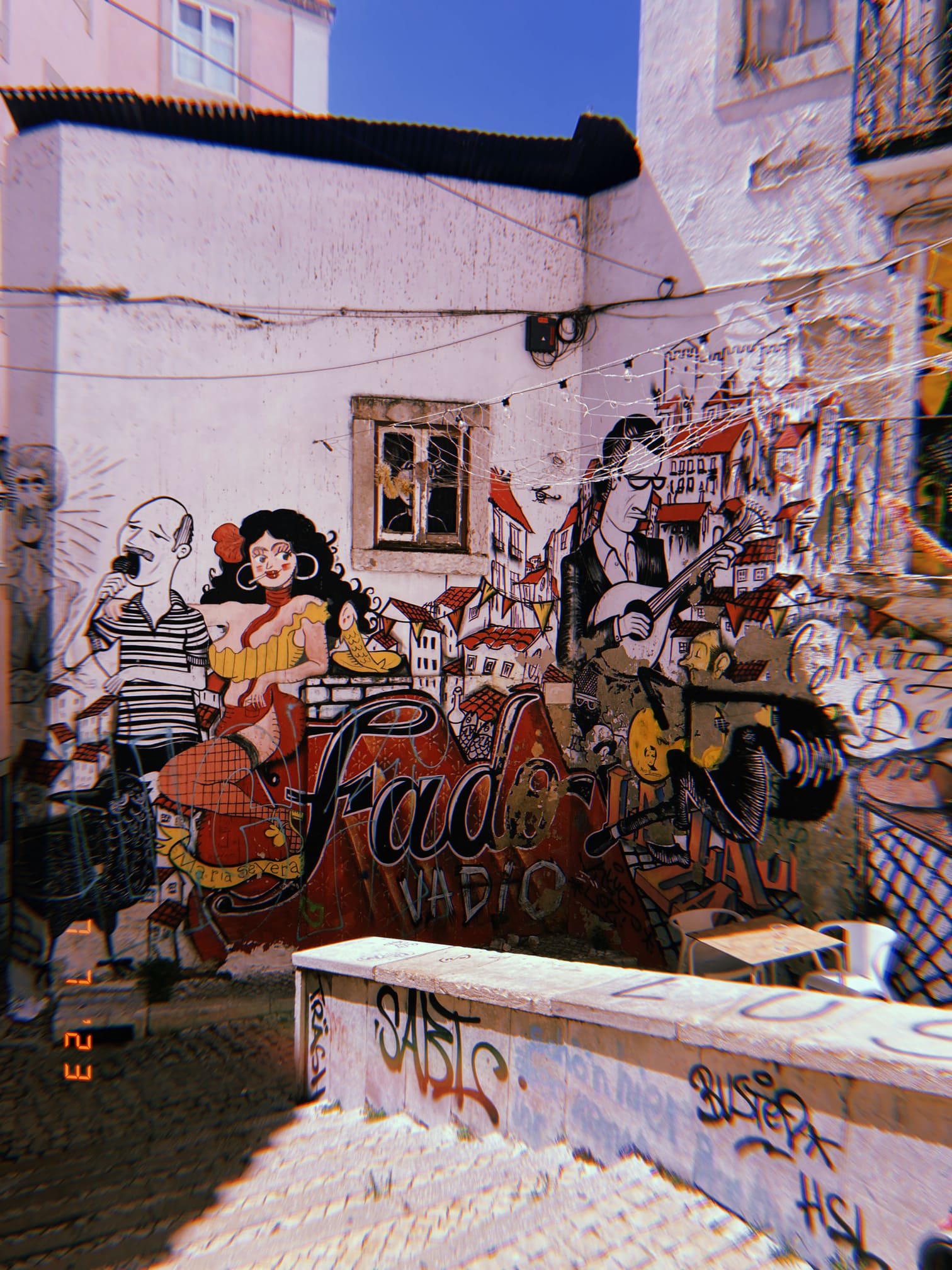 ファドをテーマにした壁画