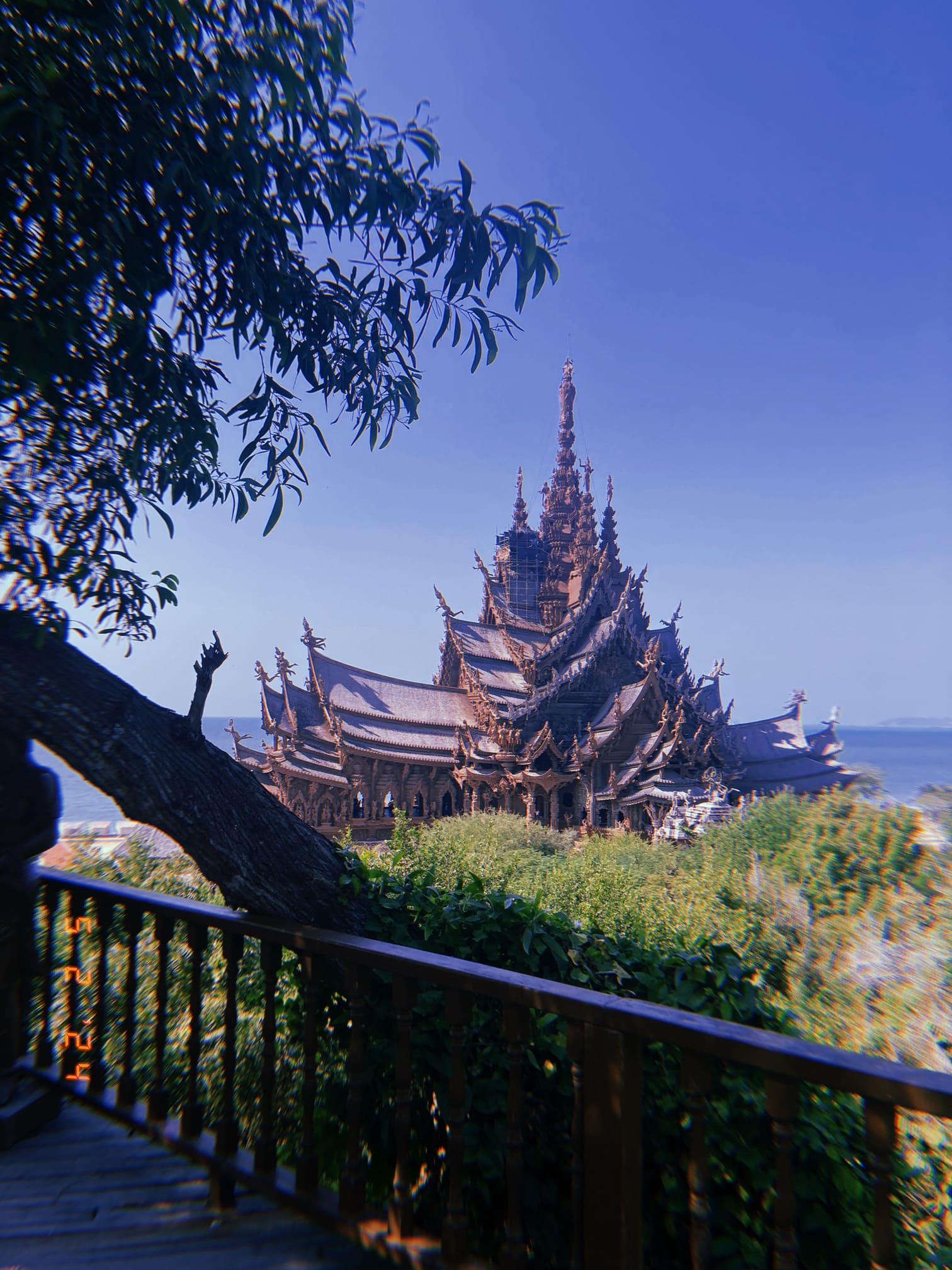 パタヤのサンクチュアリー・オブ・トゥルース